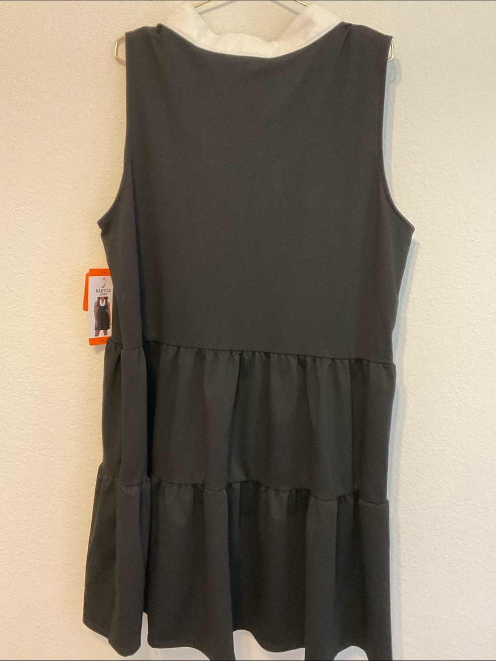 Nautica Black Sleeveless V-Neck Tiered Dress with White Trim - Picture 3 of 7